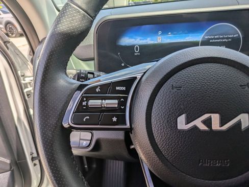 Certified 2024 Kia Seltos SX AWD/4WD image 31