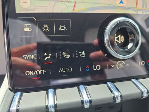 New 2026 GMC Terrain Denali AWD/4WD image 22
