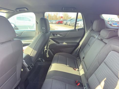 Used 2026 Chevrolet Equinox LT w/ Safety and Technology Package image 32