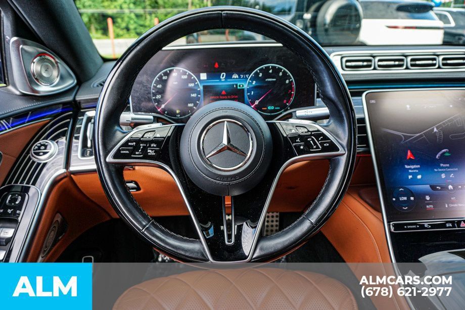 Used 2022 Mercedes-Benz S 580 4MATIC Sedan w/ AMG Line Package image 27