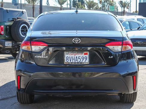 Used 2020 Toyota Corolla LE image 8