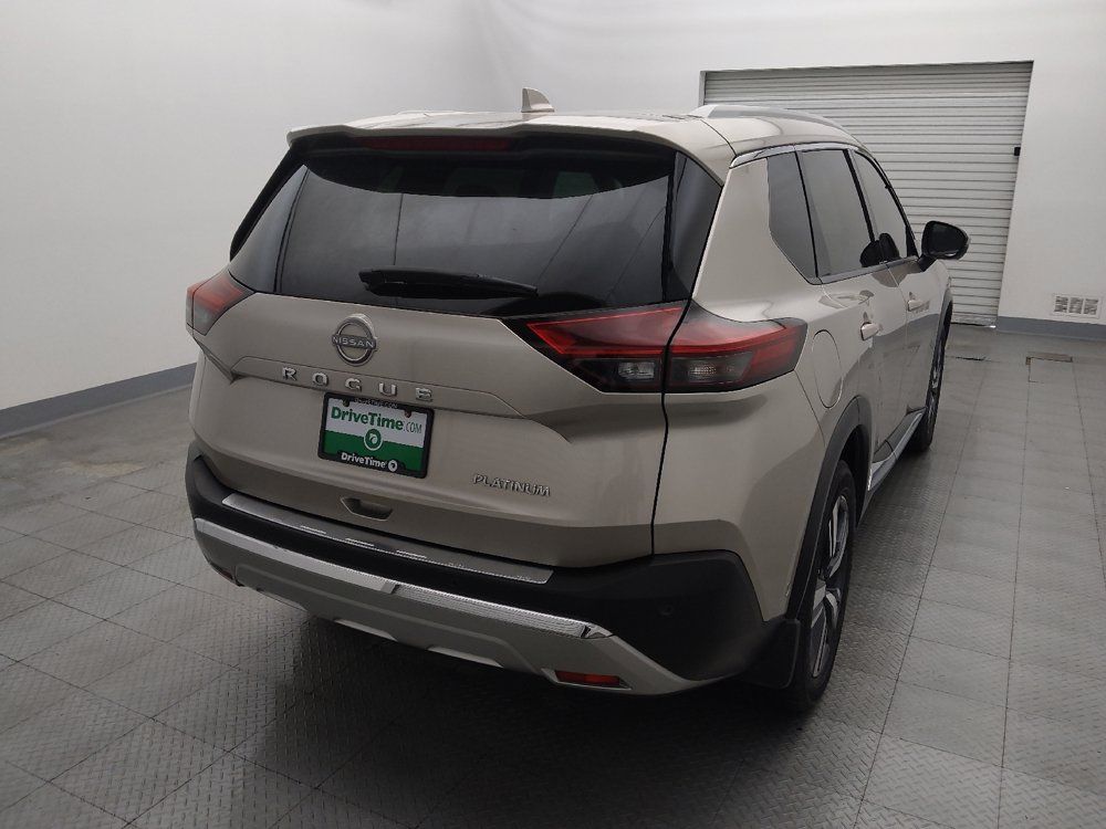 Used 2023 Nissan Rogue Platinum FWD image 7