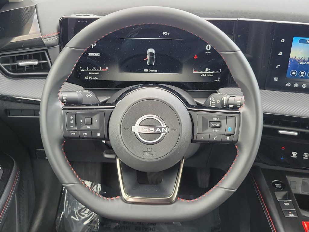 Certified 2026 Nissan Kicks SR FWD image 25