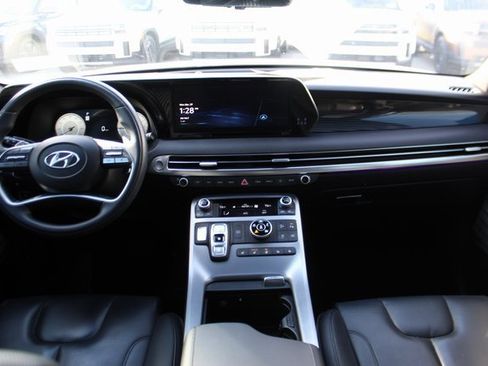 Used 2023 Hyundai Palisade Calligraphy image 12