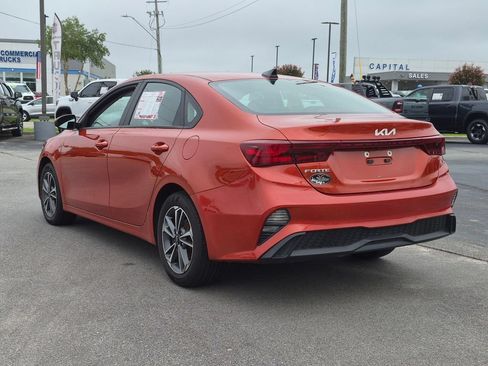 Used 2024 Kia Forte LXS FWD image 9
