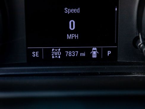 Used 2025 Chevrolet Silverado 2500 W/T w/ WT Convenience Package image 17