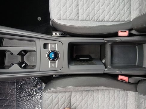 New 2025 Volkswagen Tiguan S image 24