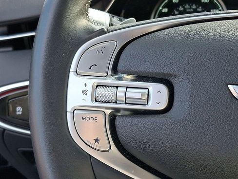 Used 2025 Genesis GV70 2.5T Advanced w/ Advanced Package image 17