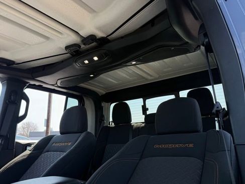 Used 2024 Jeep Gladiator Mojave w/ Convenience Group image 33