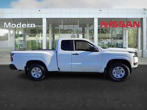 New 2026 Nissan Frontier S image 3