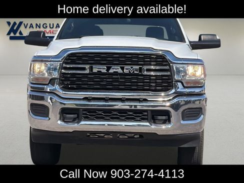 Used 2022 RAM 2500 Big Horn AWD/4WD image 2