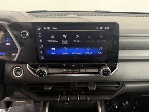 Used 2024 Chevrolet Colorado Trail Boss w/ LPO, Dark Essentials Package AWD/4WD image 18