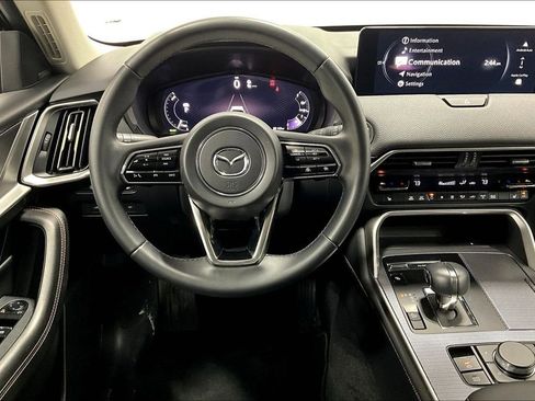 Used 2025 MAZDA CX-70 Plug-In Hybrid w/ Premium Pkg image 7