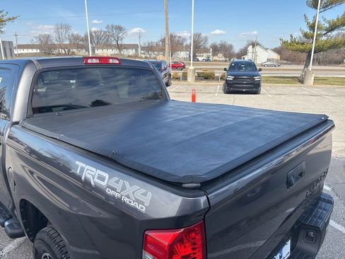 Used 2014 Toyota Tundra Limited w/ Limited Premium Package image 38