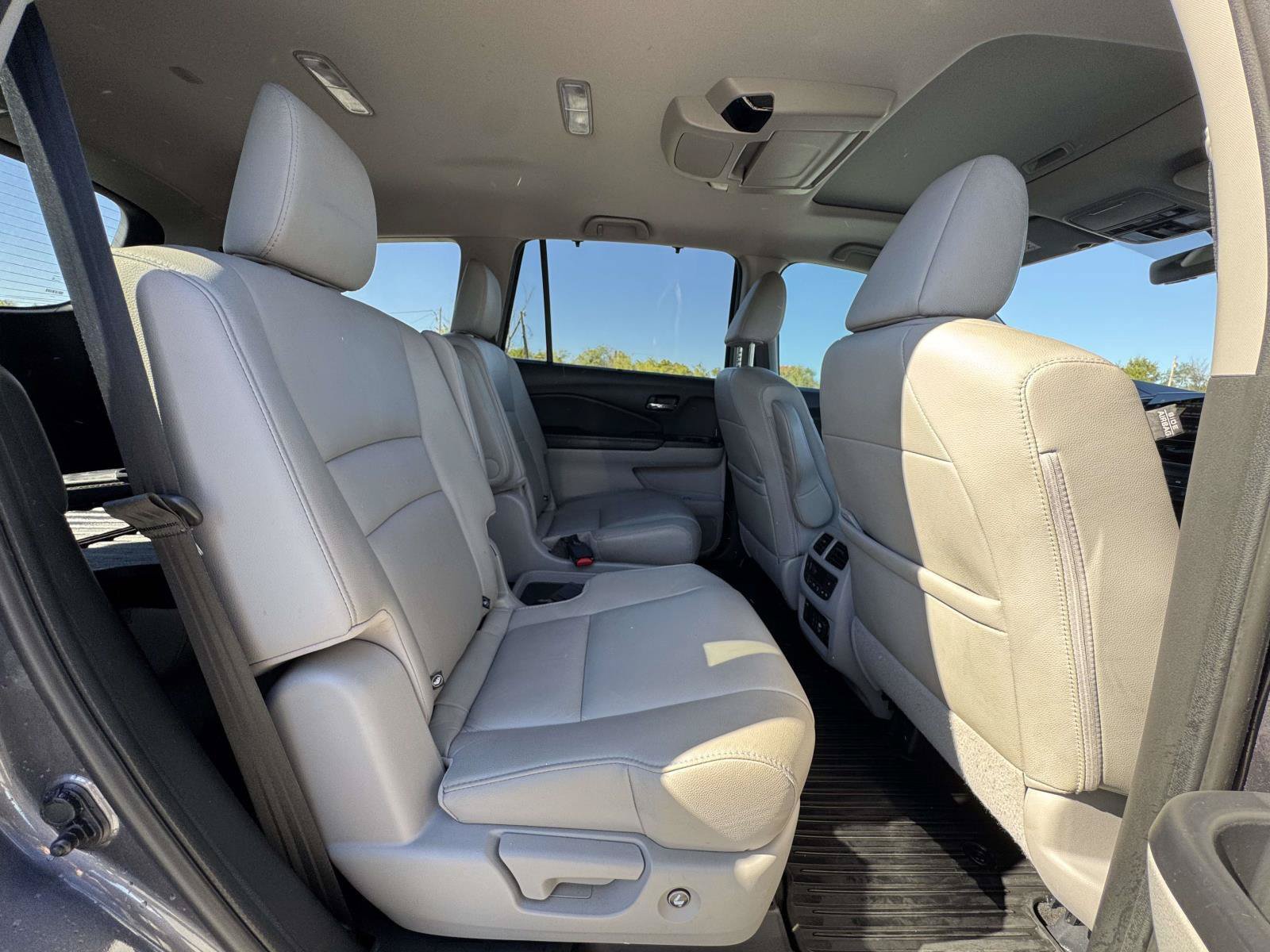 Used 2019 Honda Pilot Touring image 20