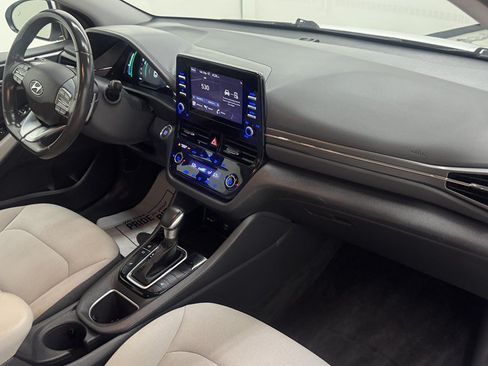 Used 2021 Hyundai Ioniq SE FWD image 27
