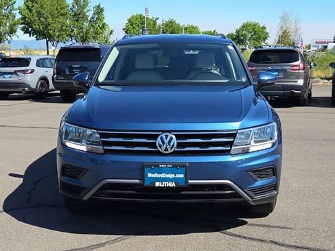 Used 2018 Volkswagen Tiguan SE AWD/4WD image 3