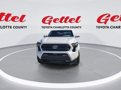 New 2025 Toyota Tacoma SR5 image 3