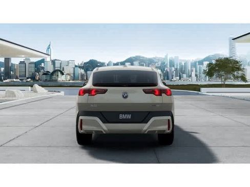 New 2026 BMW X2 xDrive28i image 5