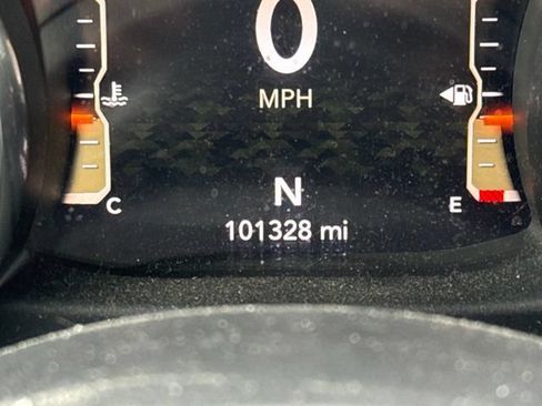 Used 2019 Jeep Wrangler Unlimited Rubicon w/ Uconnect 4C Nav & Sound Group AWD/4WD image 14