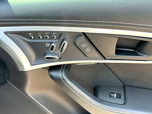 Used 2020 Jaguar F-TYPE Coupe RWD image 21