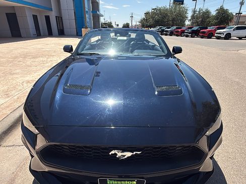 Used 2021 Ford Mustang Premium RWD image 11
