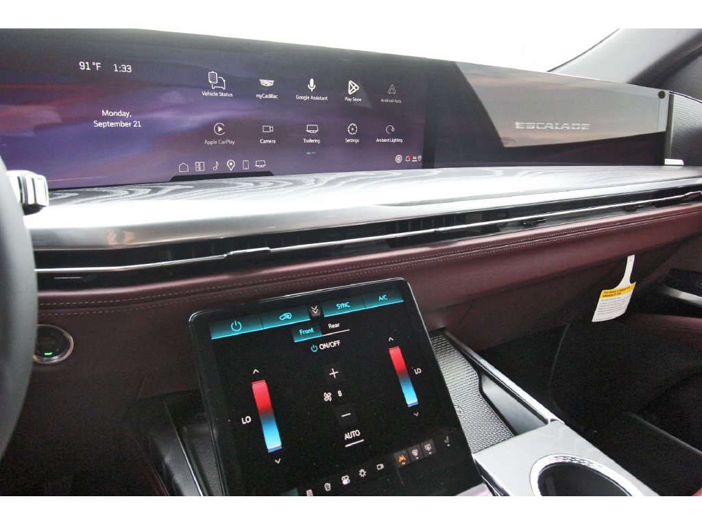 New 2027 Cadillac Escalade Luxury w/ Touring Package AWD/4WD image 17