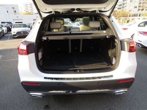 Used 2026 Mercedes-Benz GLA 250 4MATIC image 25