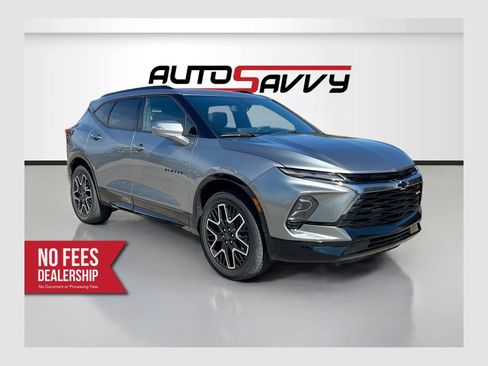 Used 2023 Chevrolet Blazer RS FWD image 1