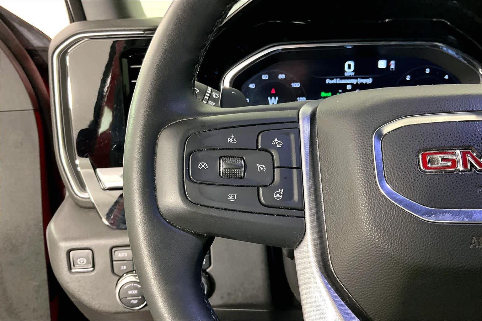 Used 2023 GMC Sierra 1500 SLT AWD/4WD image 22