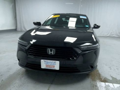 Used 2023 Honda Accord Sport image 3