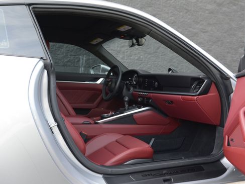 Certified 2023 Porsche 911 Carrera GTS image 26