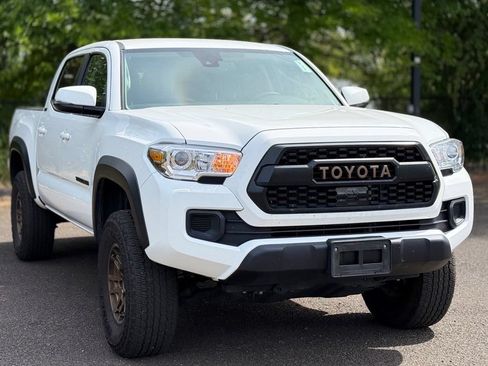Certified 2023 Toyota Tacoma 4x4 Double Cab w/ Trail Edition image 7