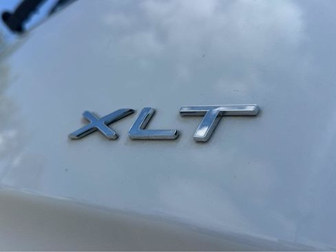 Used 2022 Ford Transit Connect XLT FWD image 39