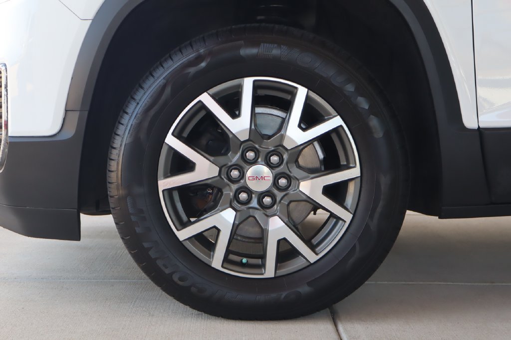 Used 2021 GMC Acadia SLE FWD image 5