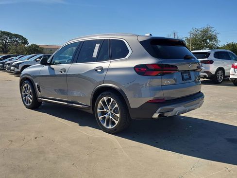Used 2024 BMW X5 xDrive40i image 3