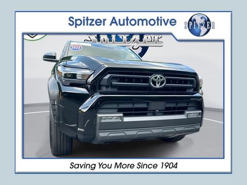 Certified 2025 Toyota 4Runner SR5 AWD/4WD image 1