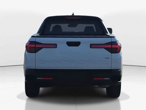 Used 2024 Hyundai Santa Cruz SEL image 6