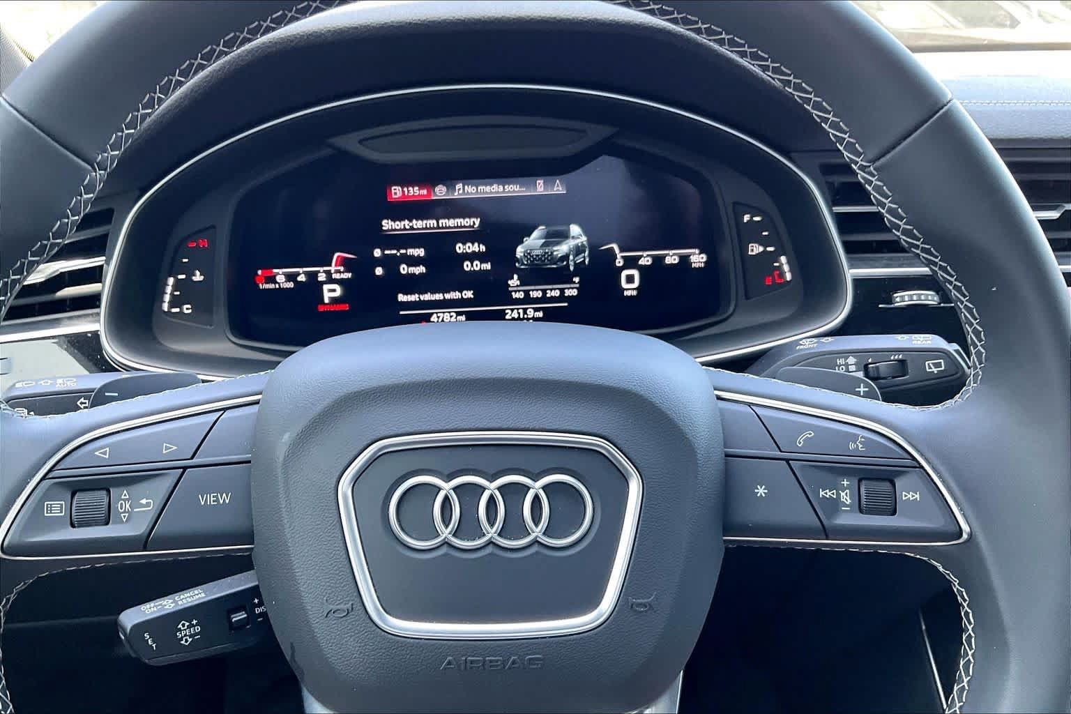 Used 2026 Audi Q7 2.0T Premium AWD/4WD image 34
