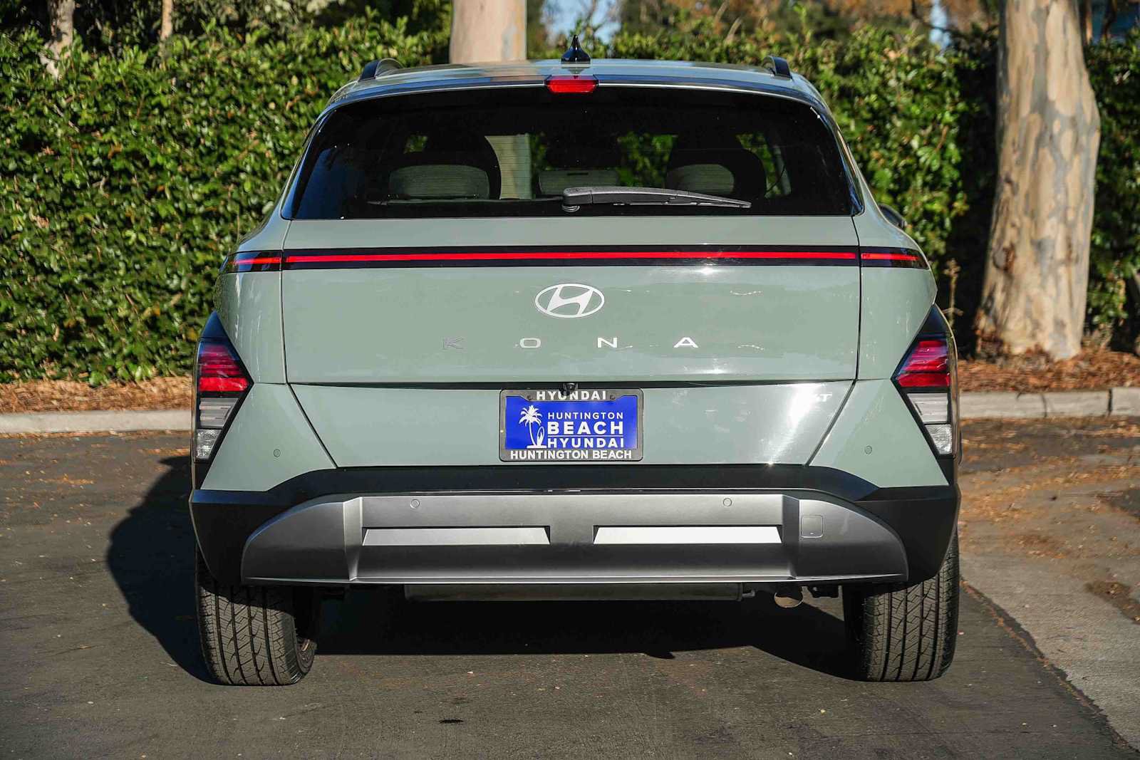 Certified 2024 Hyundai Kona Limited FWD image 7
