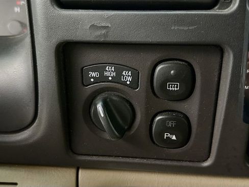 Used 2005 Ford Excursion Limited image 32