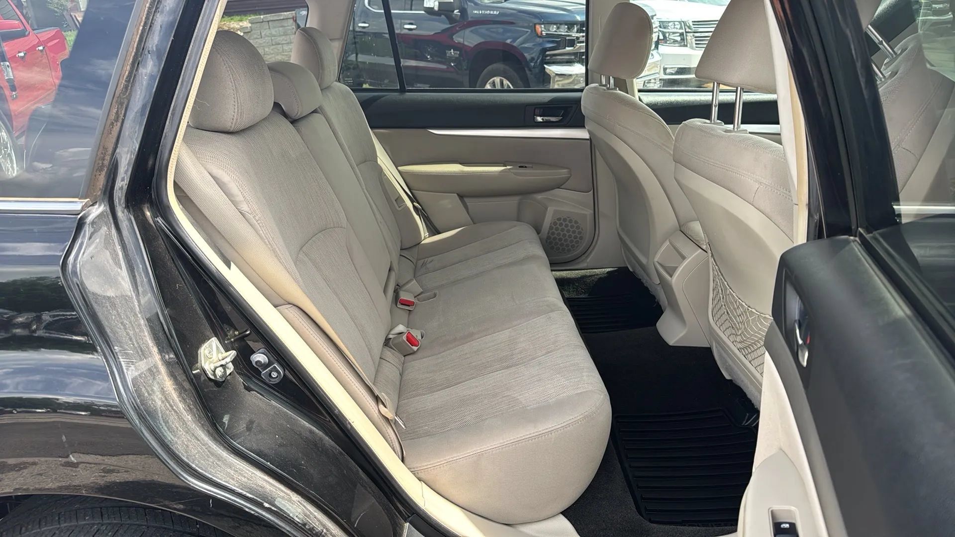 Used 2013 Subaru Outback 2.5i Premium w/ Popular Pkg 1A AWD/4WD image 9