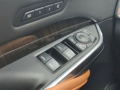 Used 2020 Cadillac XT4 Premium Luxury image 24