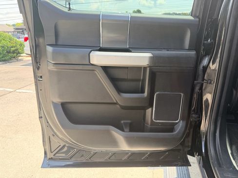 Used 2018 Ford F150 Lariat w/ Equipment Group 502A Luxury AWD/4WD image 24