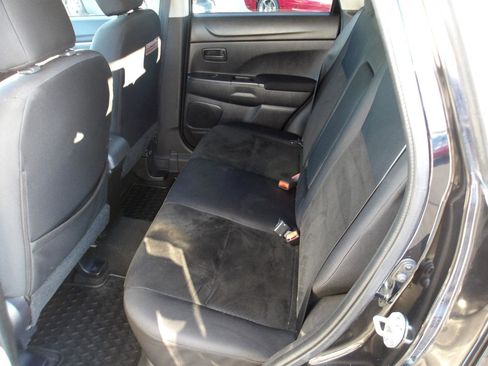 Used 2013 Mitsubishi Outlander Sport ES AWD/4WD image 10