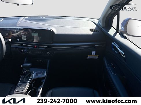 New 2026 Kia Sportage EX image 18