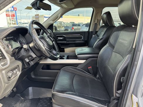 Used 2019 RAM 2500 Laramie image 4