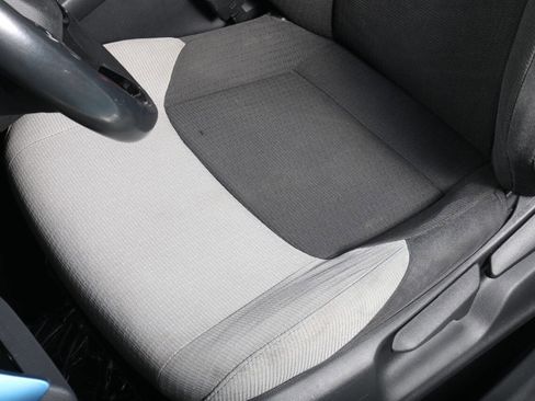 Used 2019 Toyota C-HR XLE image 43