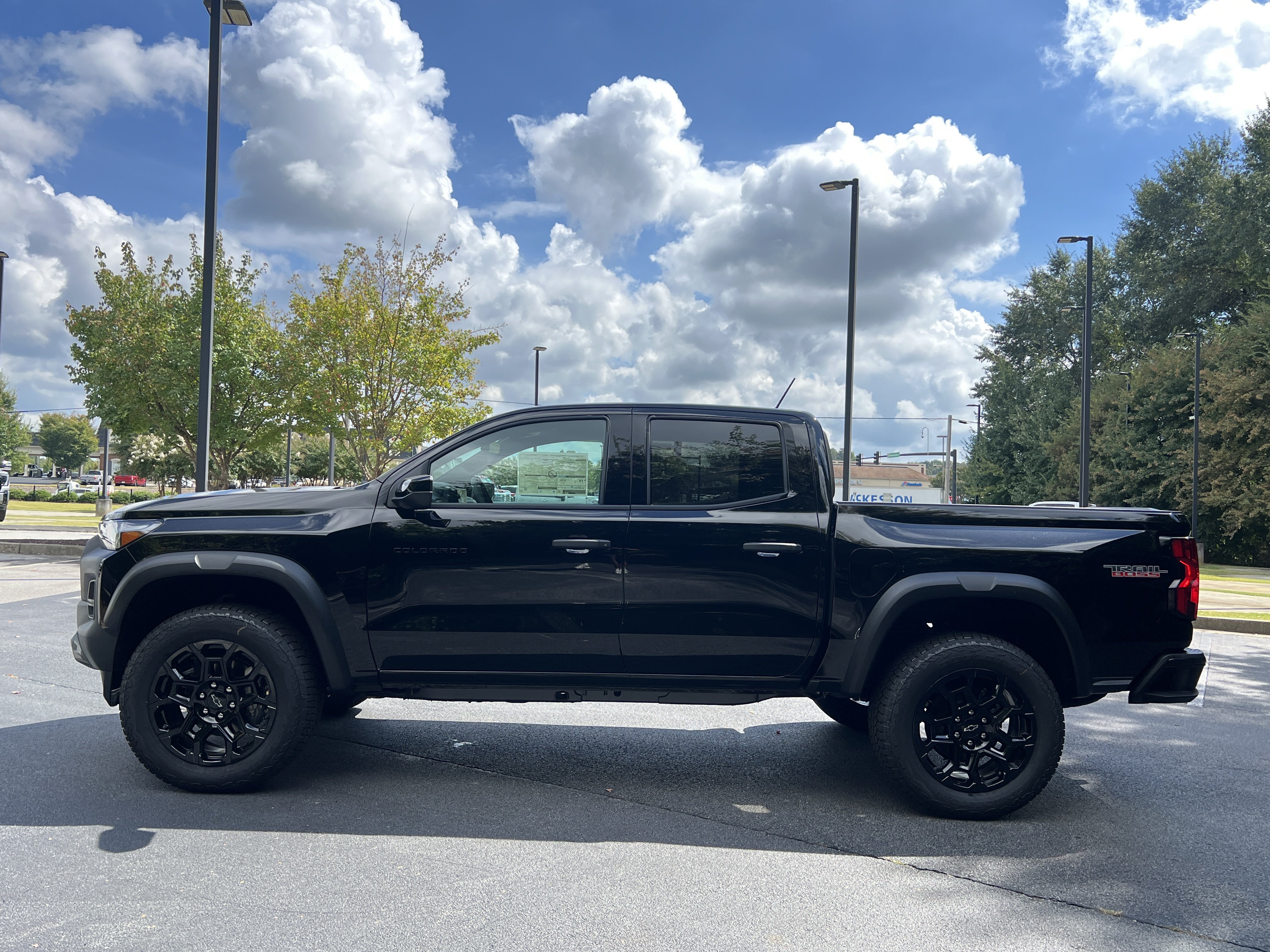 New 2026 Chevrolet Colorado Trail Boss AWD/4WD image 6