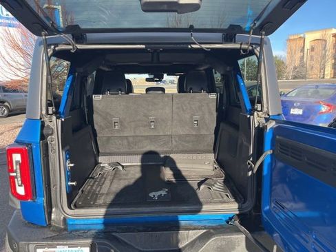 Used 2023 Ford Bronco Wildtrak image 5